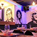 Music City 3* וויברין