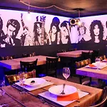 Oda ve Kahvaltı Music City