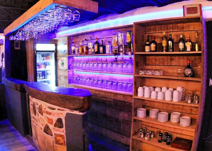 Music City Nocleg ze śniadaniem 3*